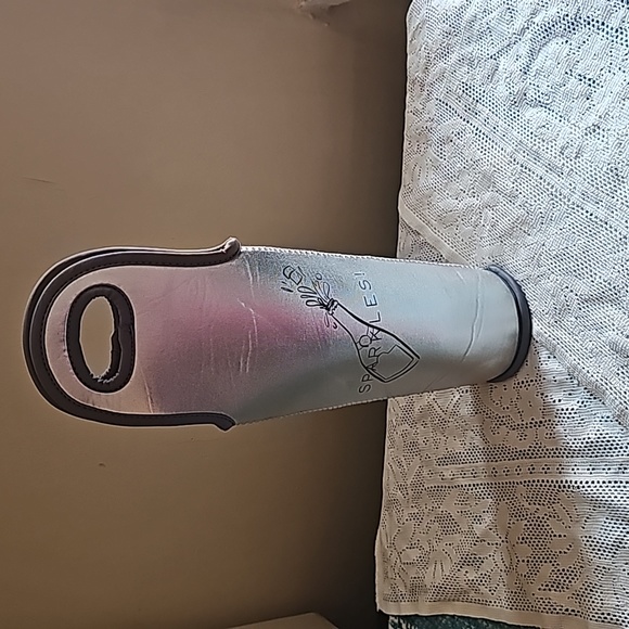 Wine Holder Sleeve FREE W/BUNDLE - Picture 4 of 6